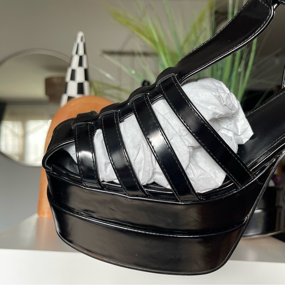 Sam Edelman
Platform Sandals - Picture 13 of 14
